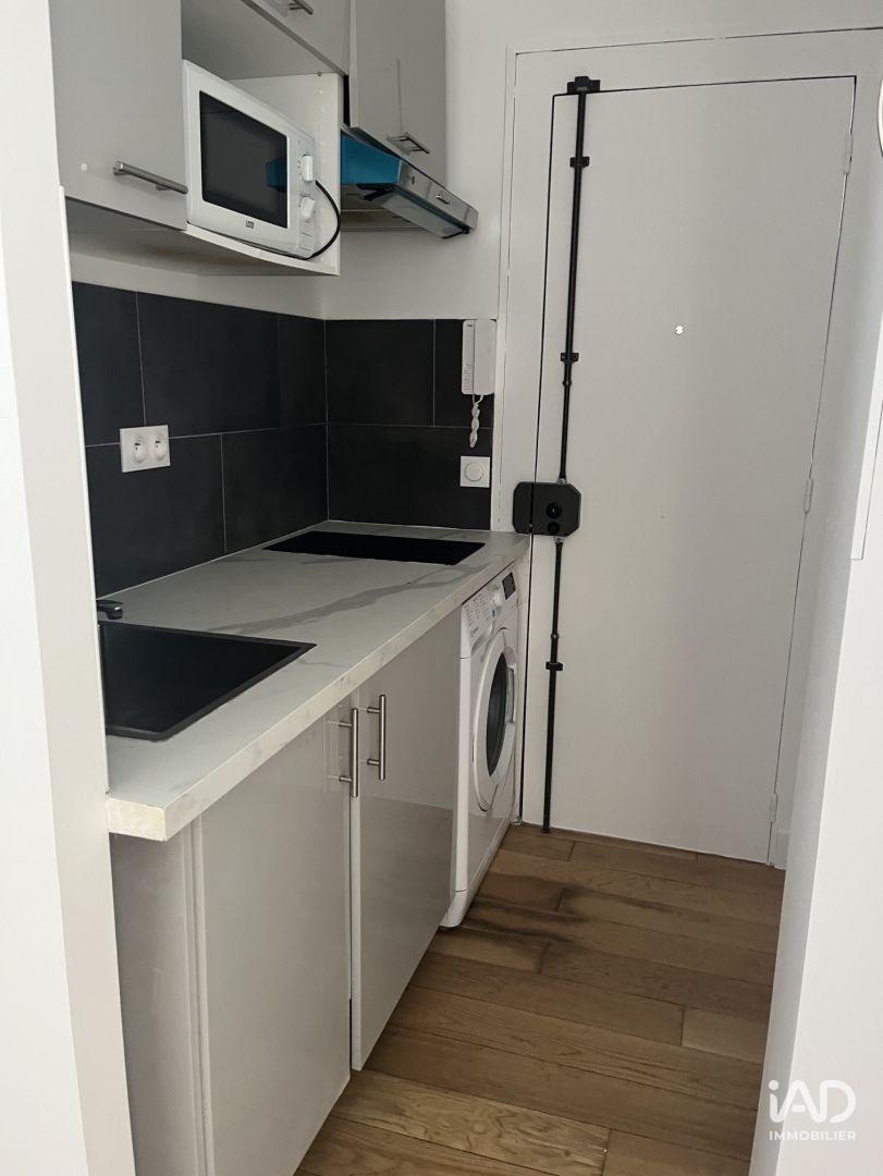 Flat Boulevard Louis Pasteur in Les Pavillons-sous-Bois