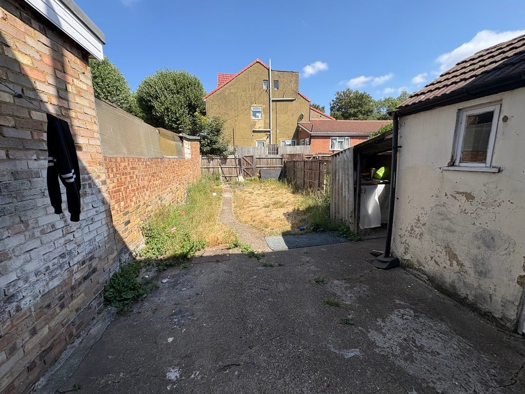 House Windsor Road in Greater London