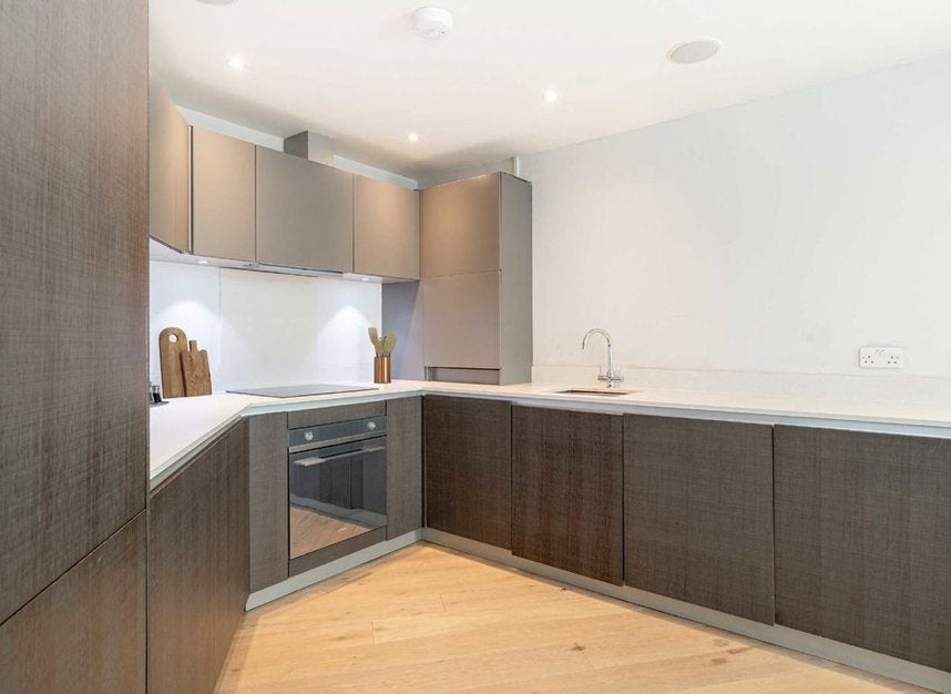 Flat The Quadrant in Greater London