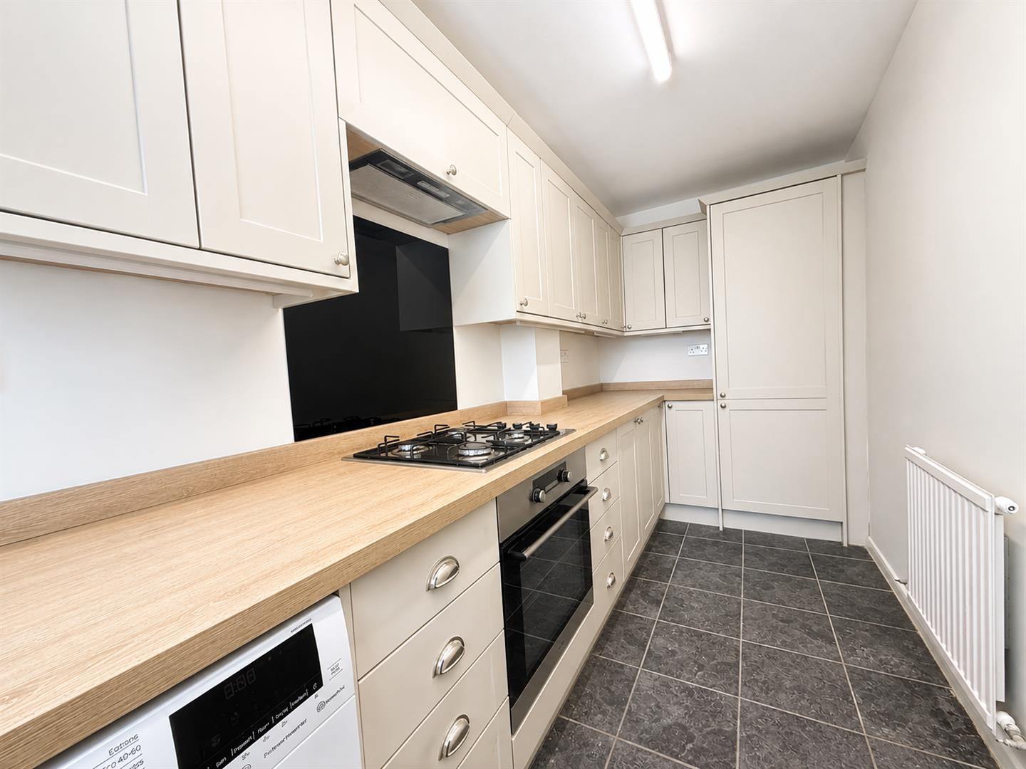 House Albert Road in Surrey Heath