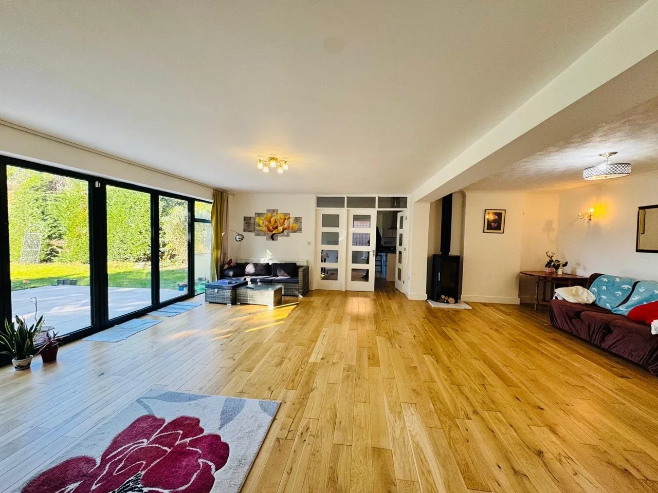 House School Close in High Wycombe