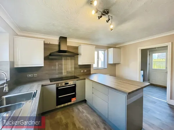 House Kitchener Close in West Suffolk