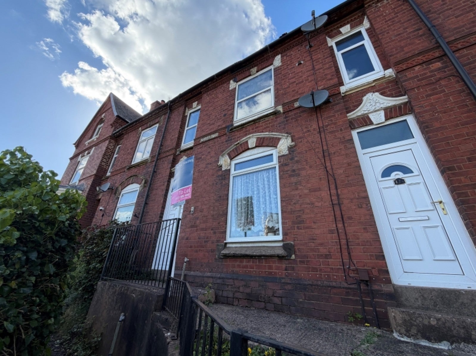 Flat Wesson Gardens in Halesowen