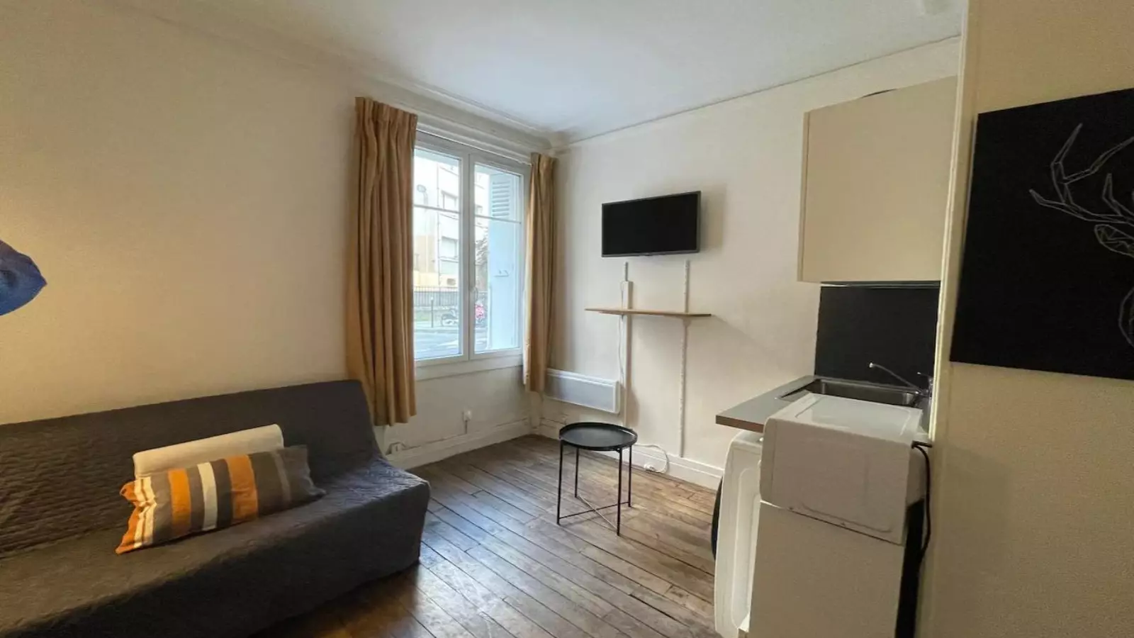 Flat Rue Fragonard in Paris