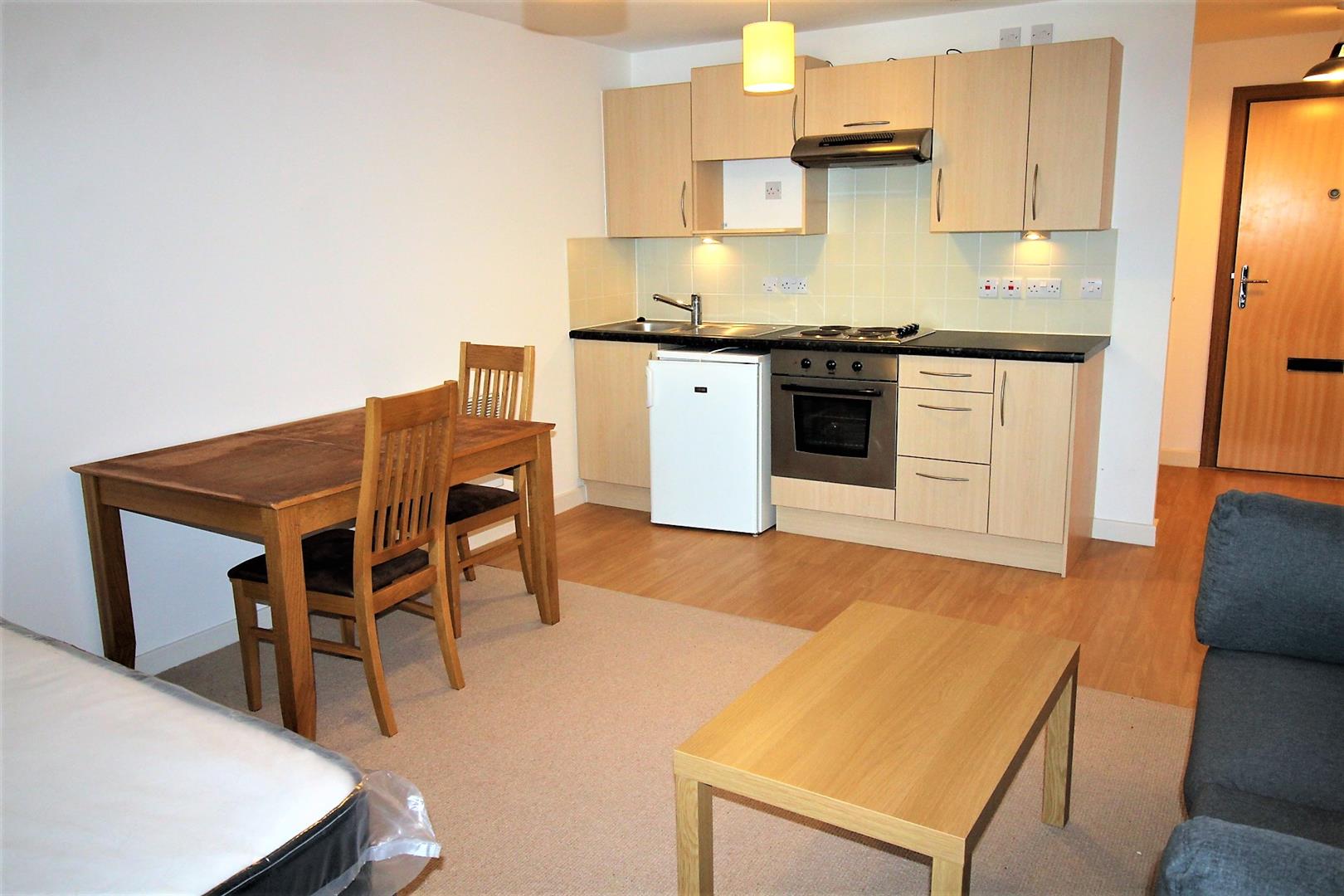 Flat Kent Road in Portsmouth