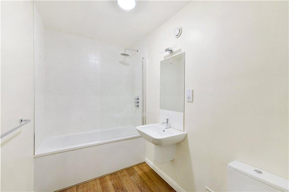 Flat Allsop Place in City of Westminster