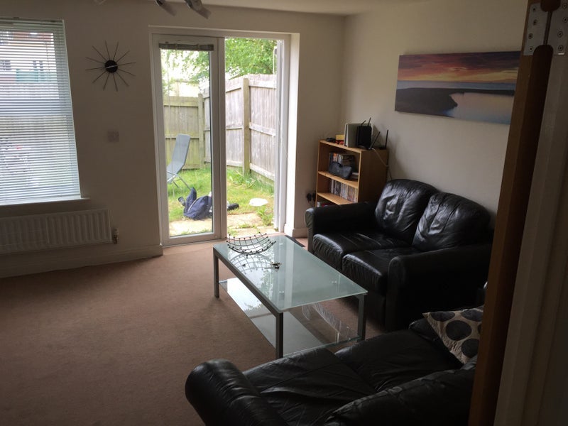 Room Barter Close in Bristol