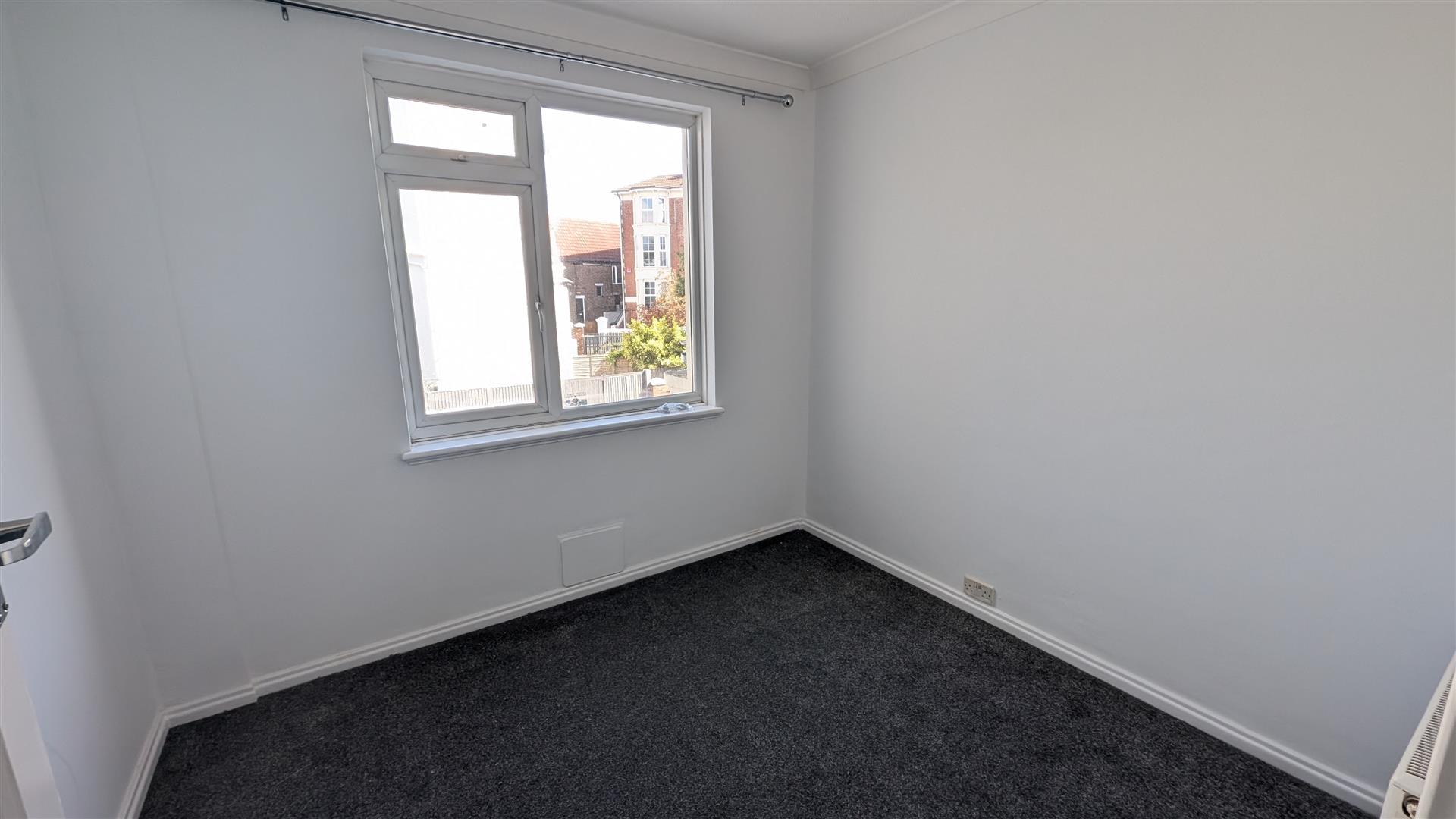 Flat Clarendon Road in Portsmouth