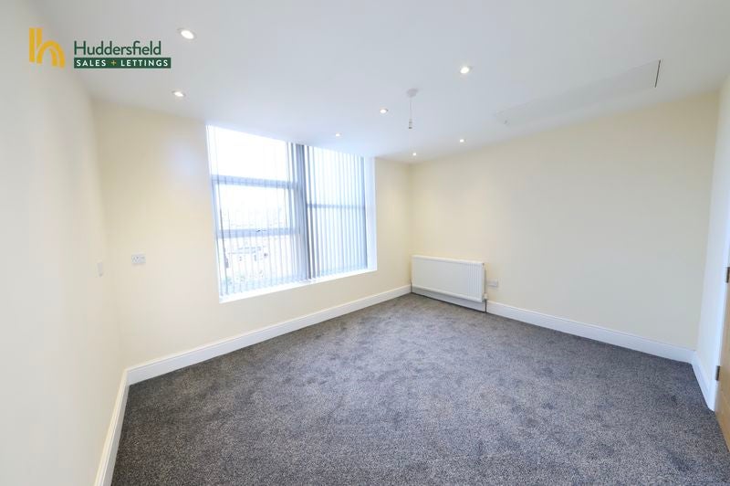 Flat Trinity Street in Kirklees