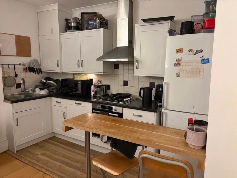 Room Chamberlayne Road in Greater London