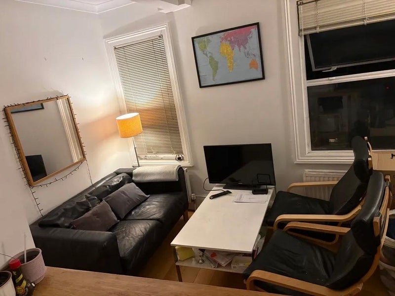 Room Chamberlayne Road in Greater London