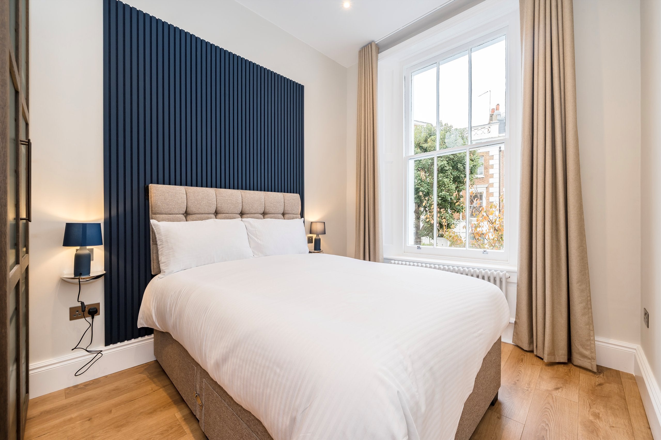 Flat Old Brompton Road in Greater London
