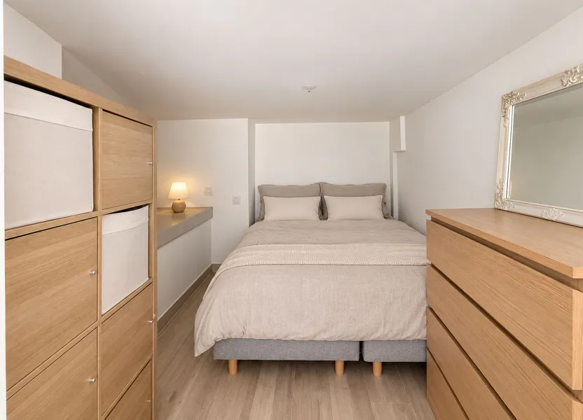 Flat Rue Fernand Philippart in Bordeaux