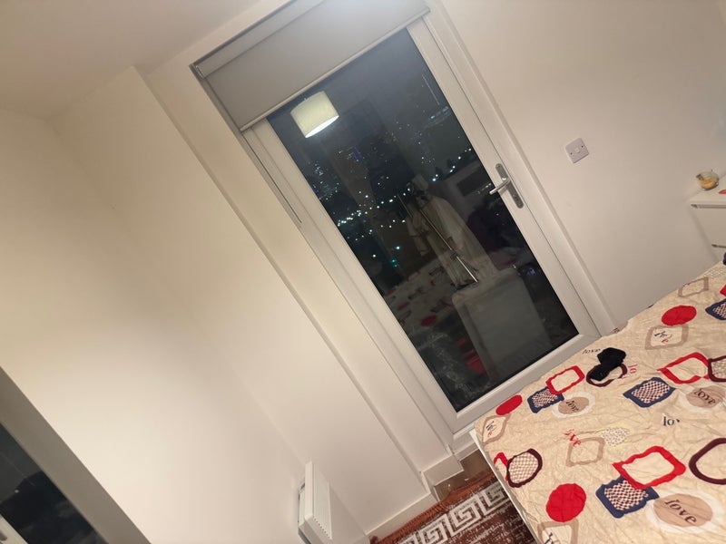 Room Elmira Way in Salford