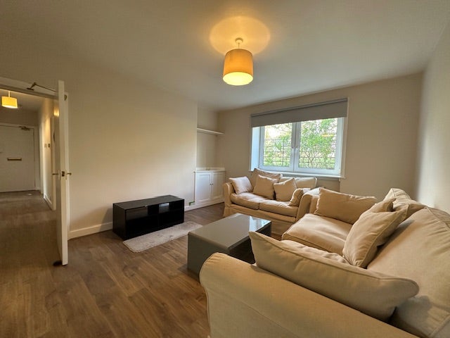 Flat Holburn Street in Aberdeen City