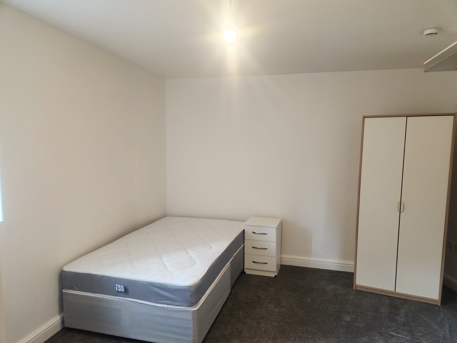Flat Kirkgate in Wakefield