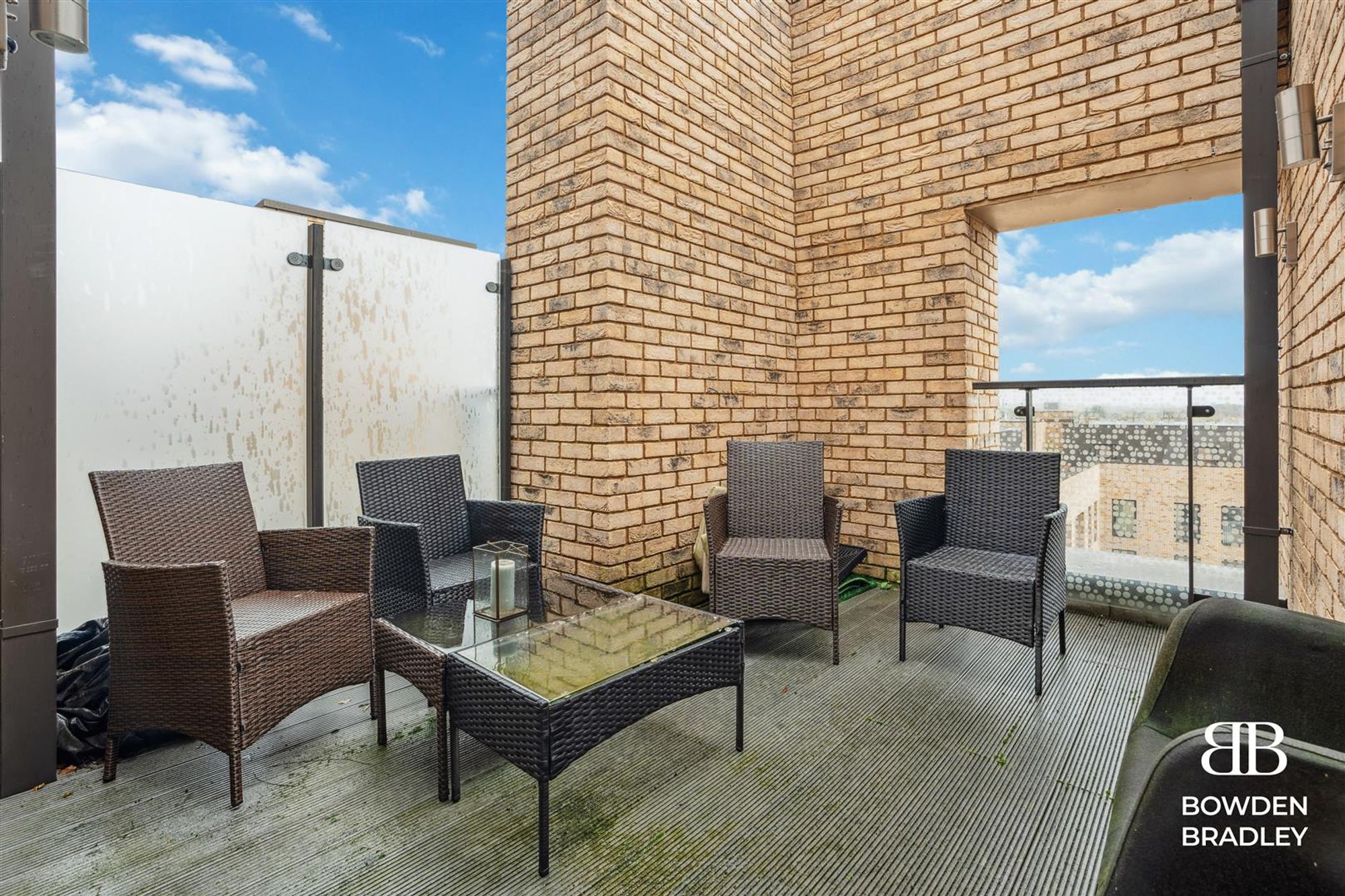 Flat Prospect Row in Greater London