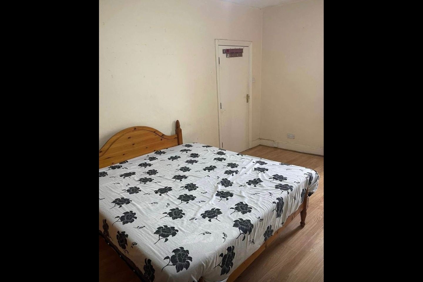 Room The Broadway in Greater London