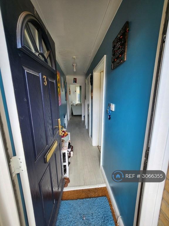 House Magellan Place in Greater London