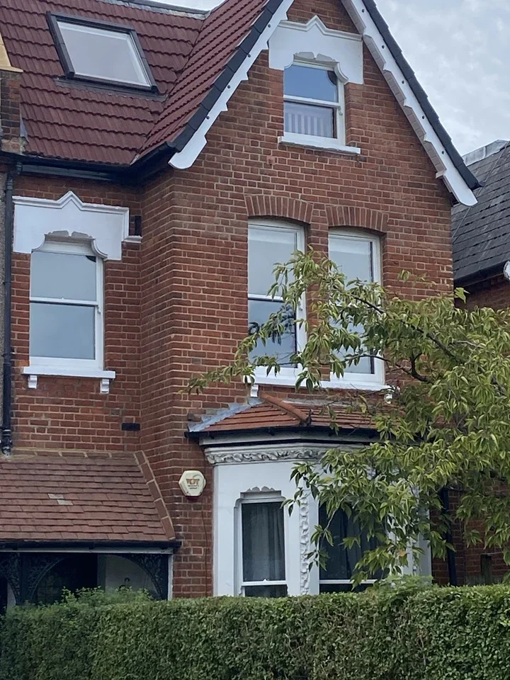 Flat Baldry Gardens in Greater London
