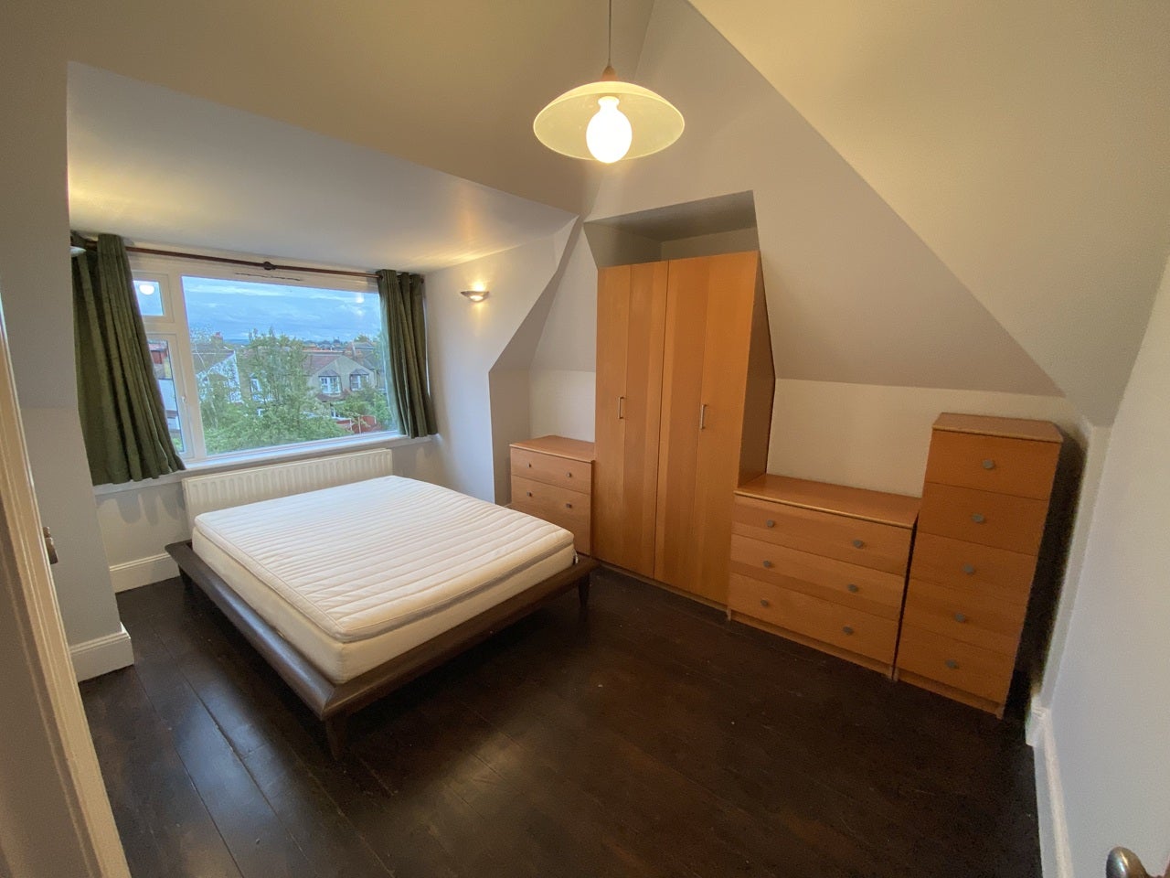 Flat Baldry Gardens in Greater London