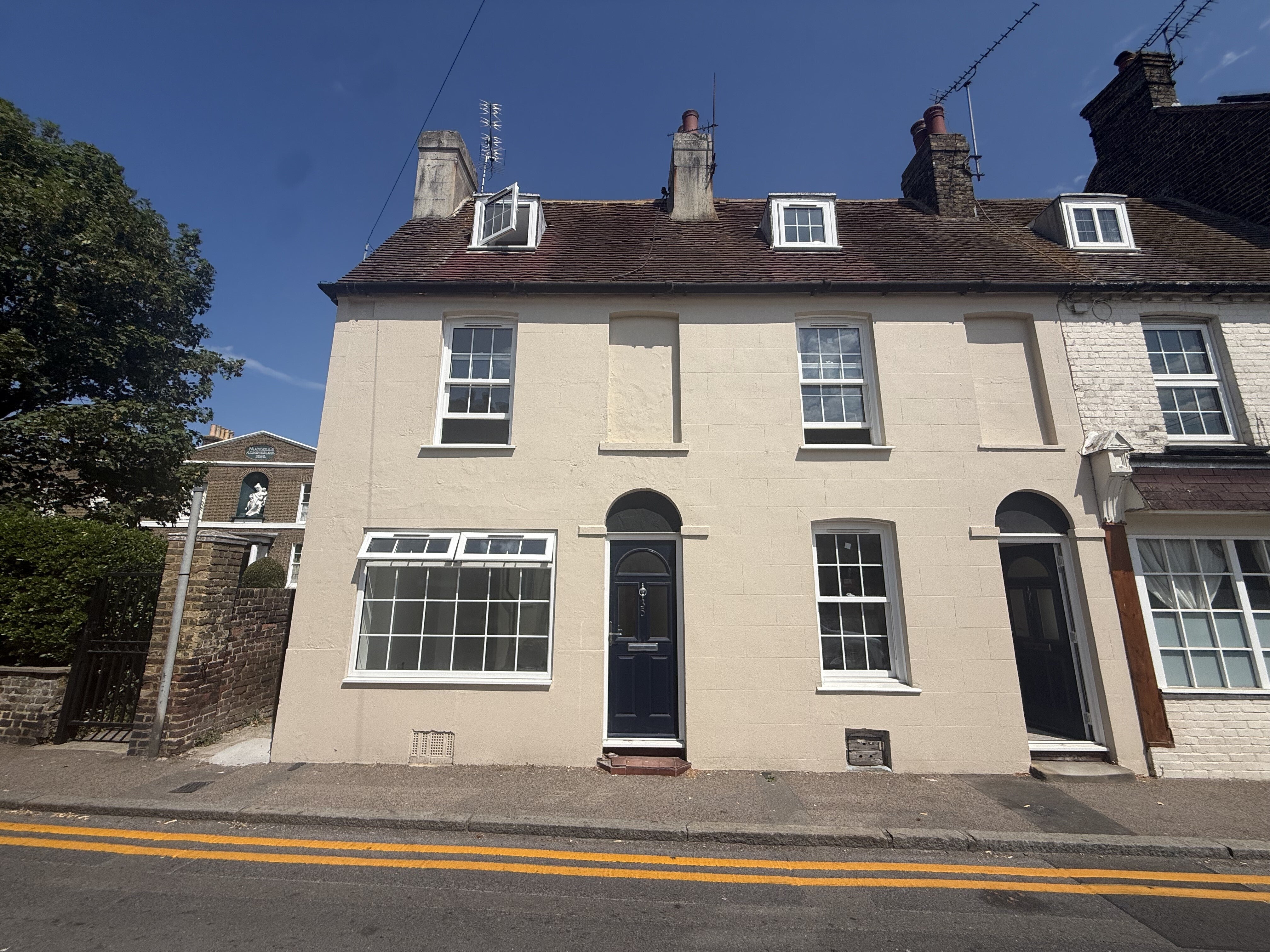 House High Street in Thanet