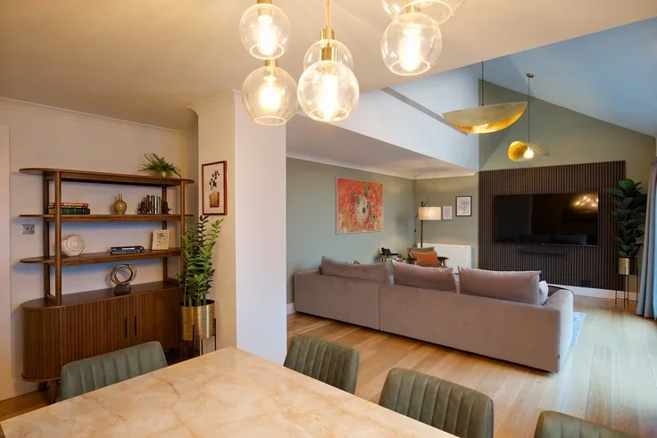 Flat Pembroke Place in Greater London