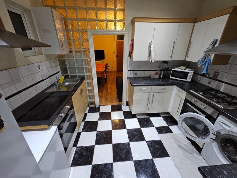Room St. Margaret's Avenue in Greater London