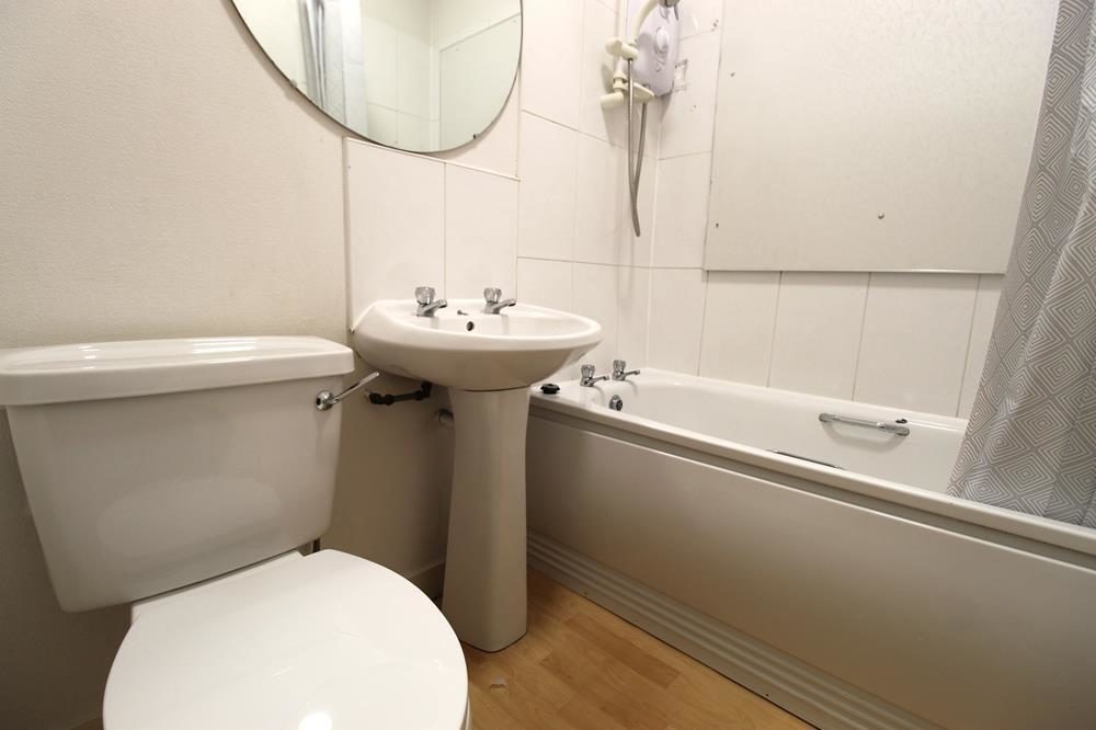 Flat Wallfield Crescent in Aberdeen City