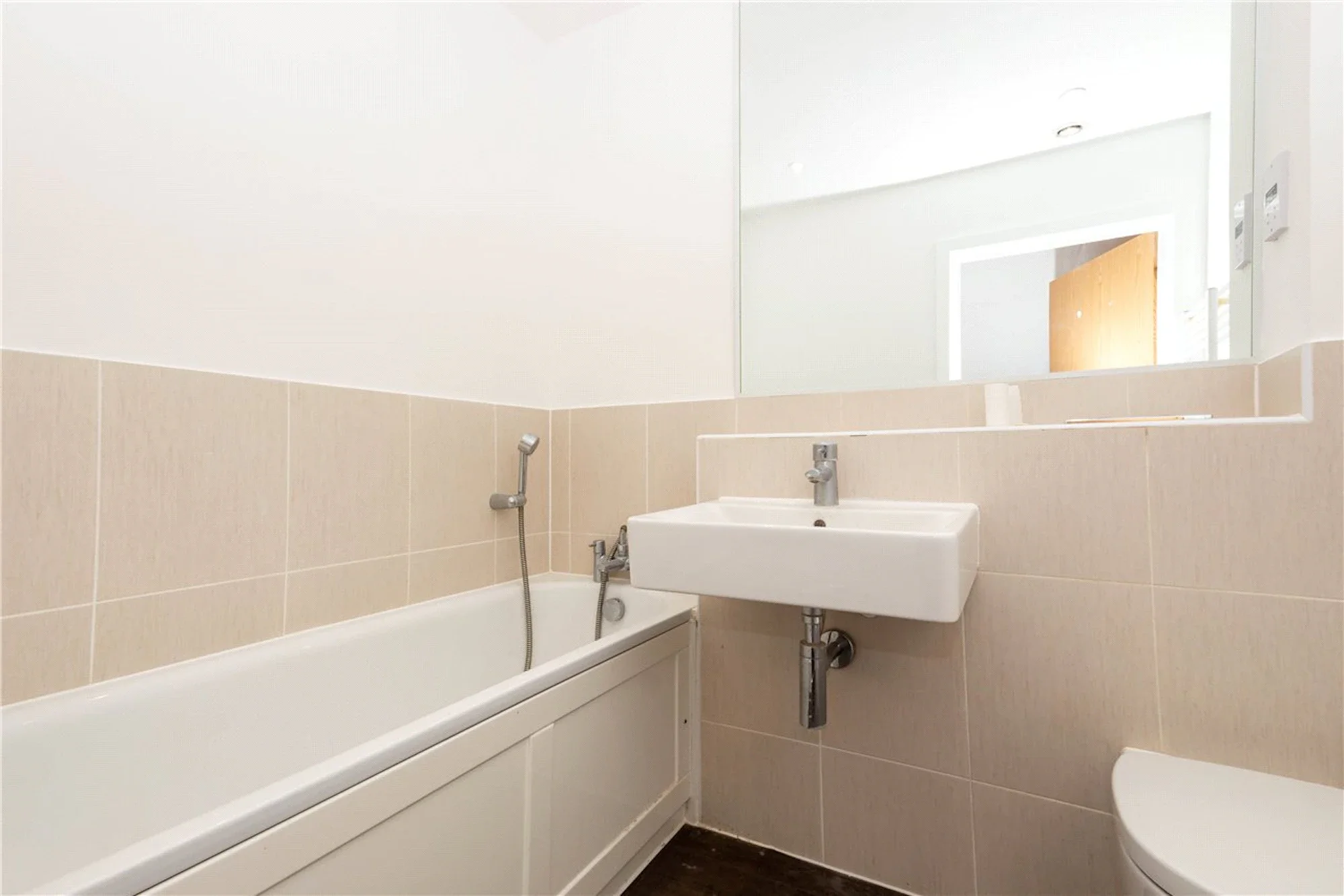 Flat Charrington Place in St Albans