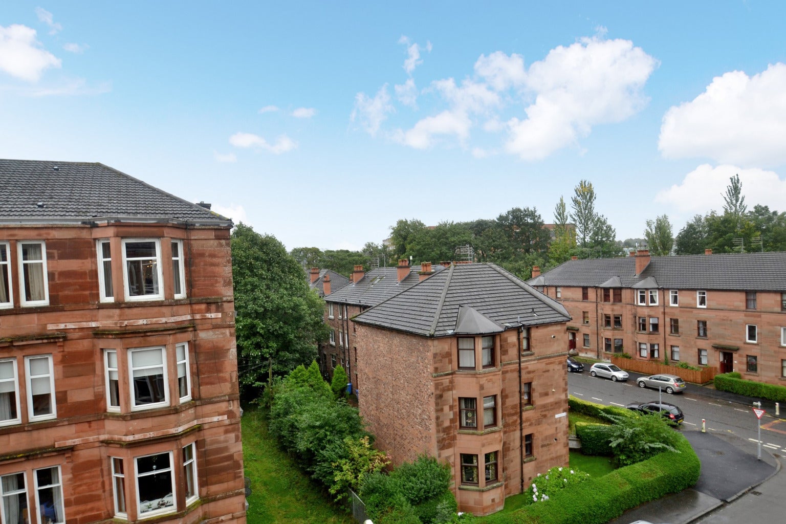 Flat Lochleven Road in Glasgow