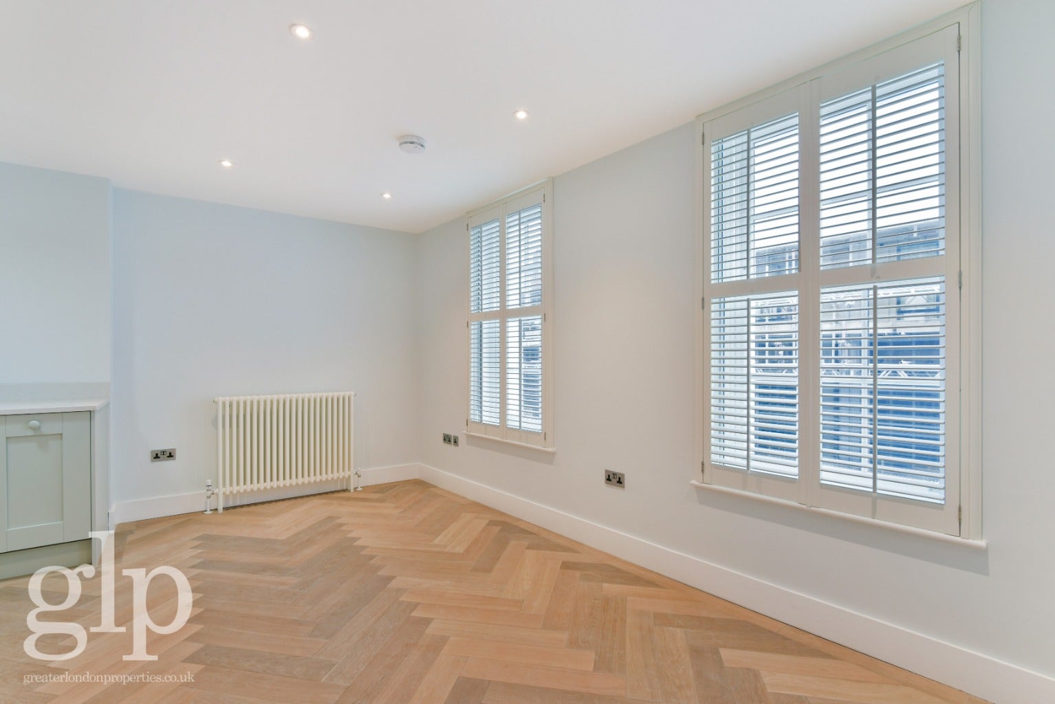 Flat Brewer Street in City of Westminster