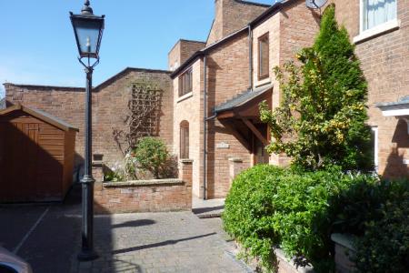 House Adelaide Road in Royal Leamington Spa