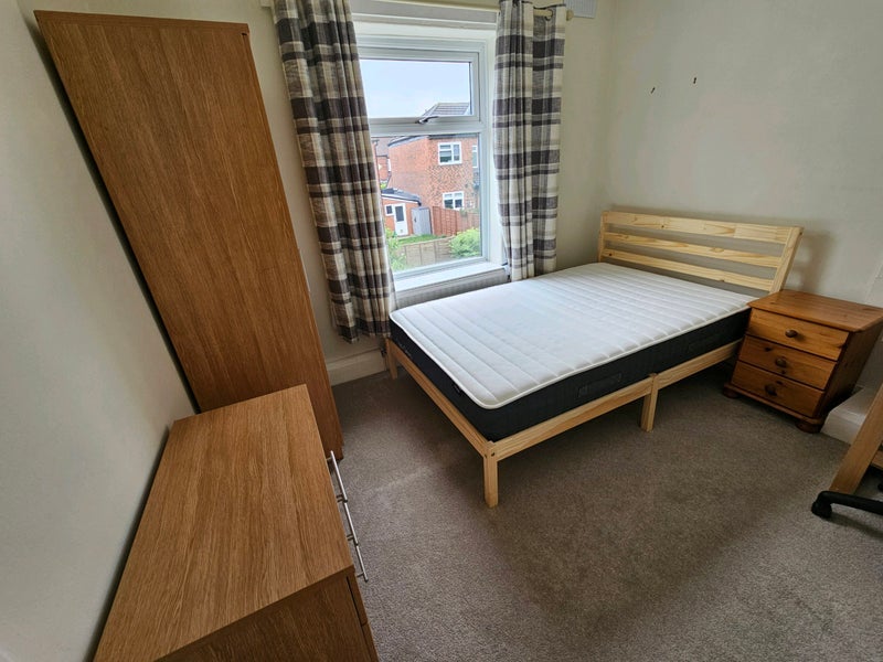 Room Sherfield Drive in Newcastle upon Tyne