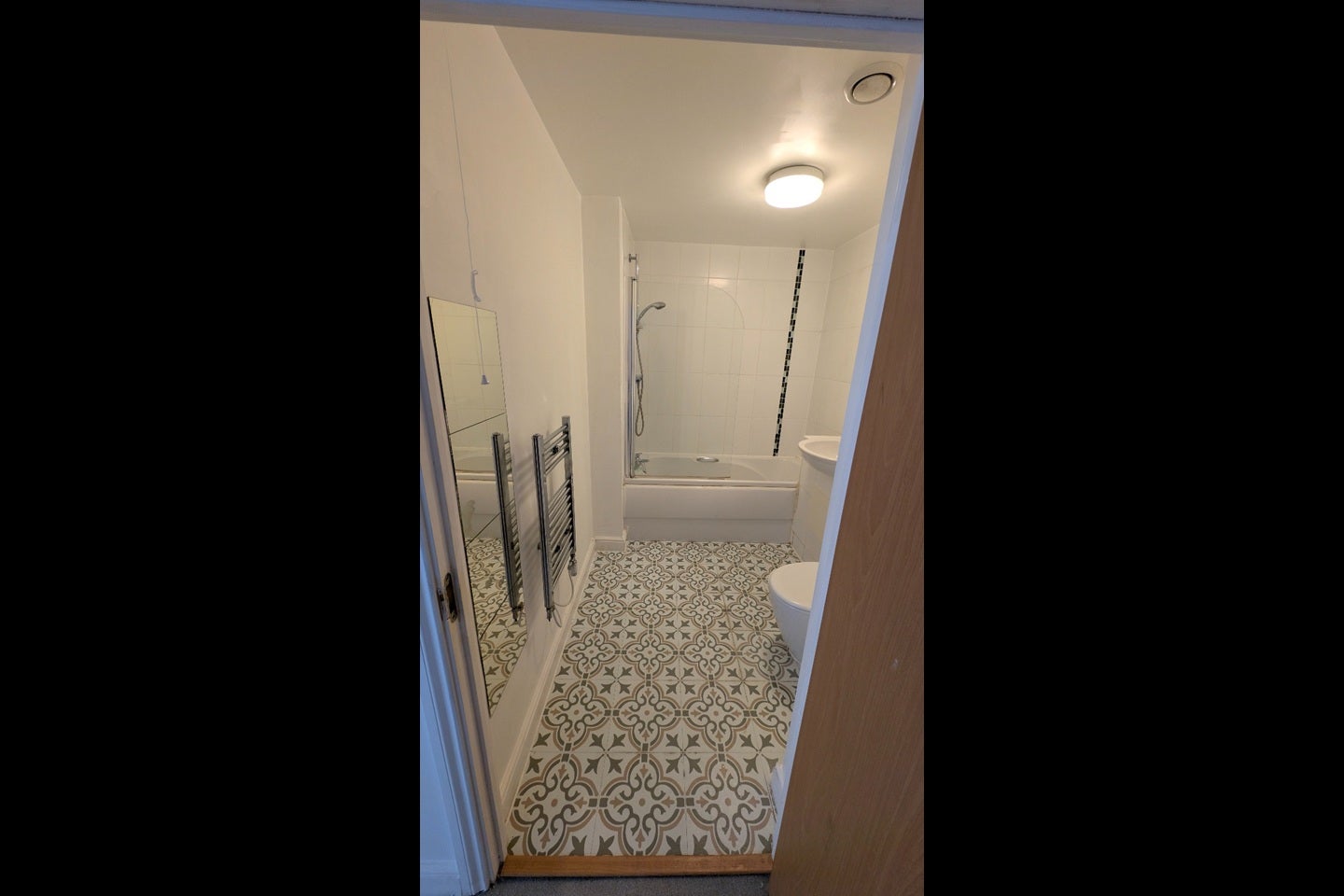 Flat Tanner Close in Greater London