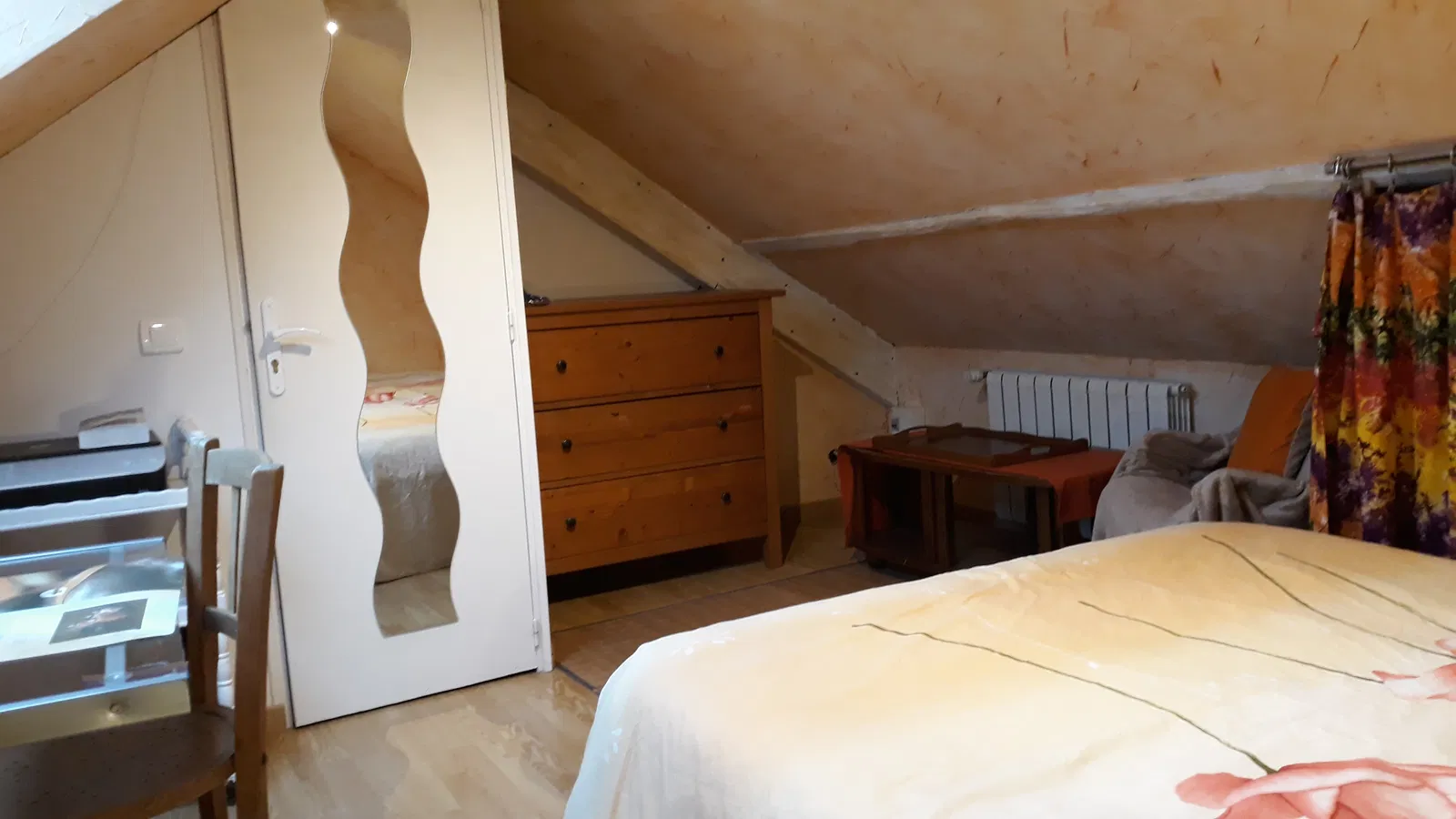 Chambre Rue de la Madeleine à Le Mans