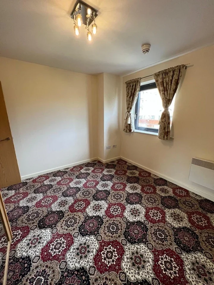 Flat St Albans Road in Watford