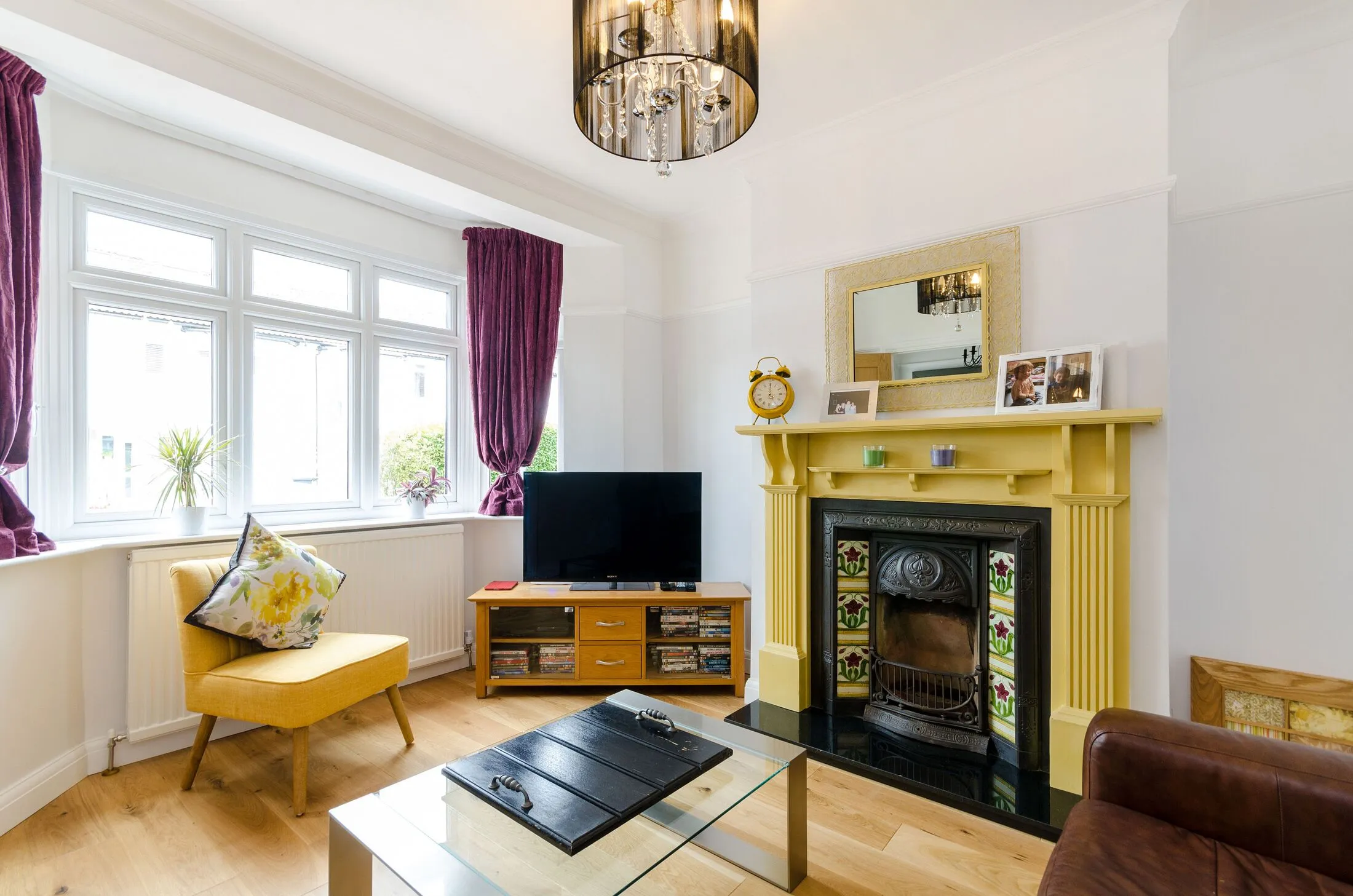 House Phyllis Avenue in Greater London