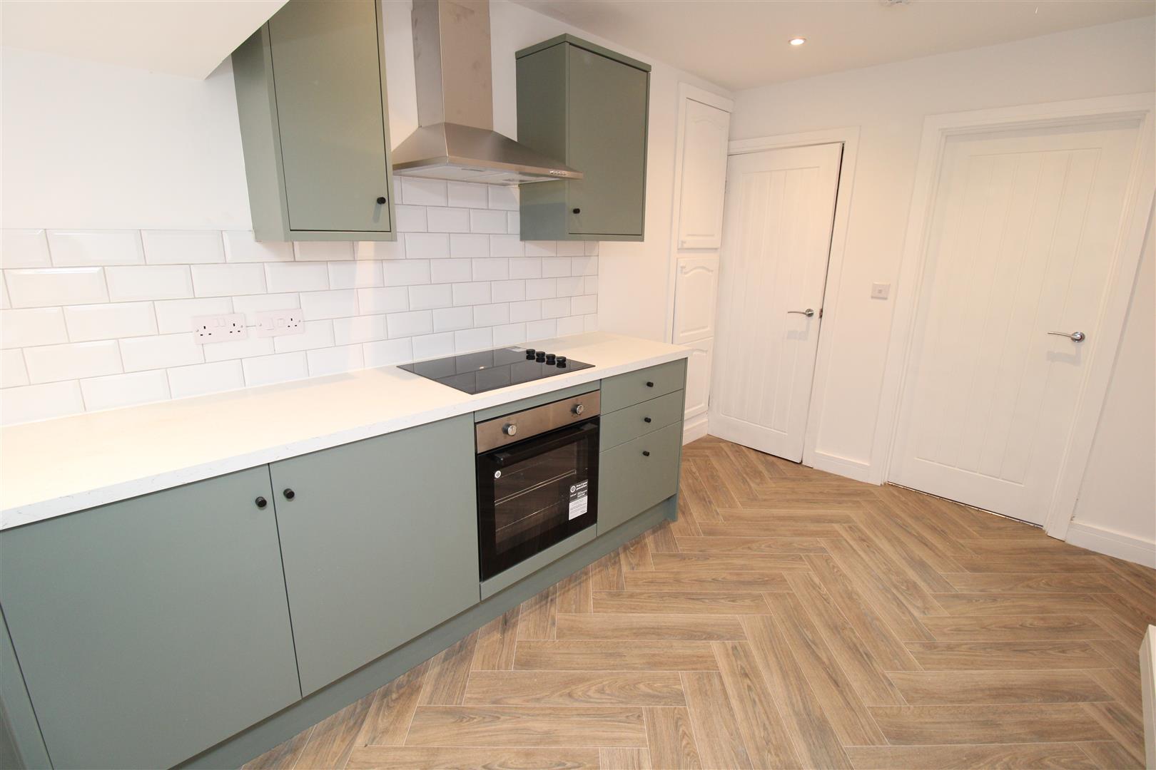Flat Abercynon Road in Abercynon