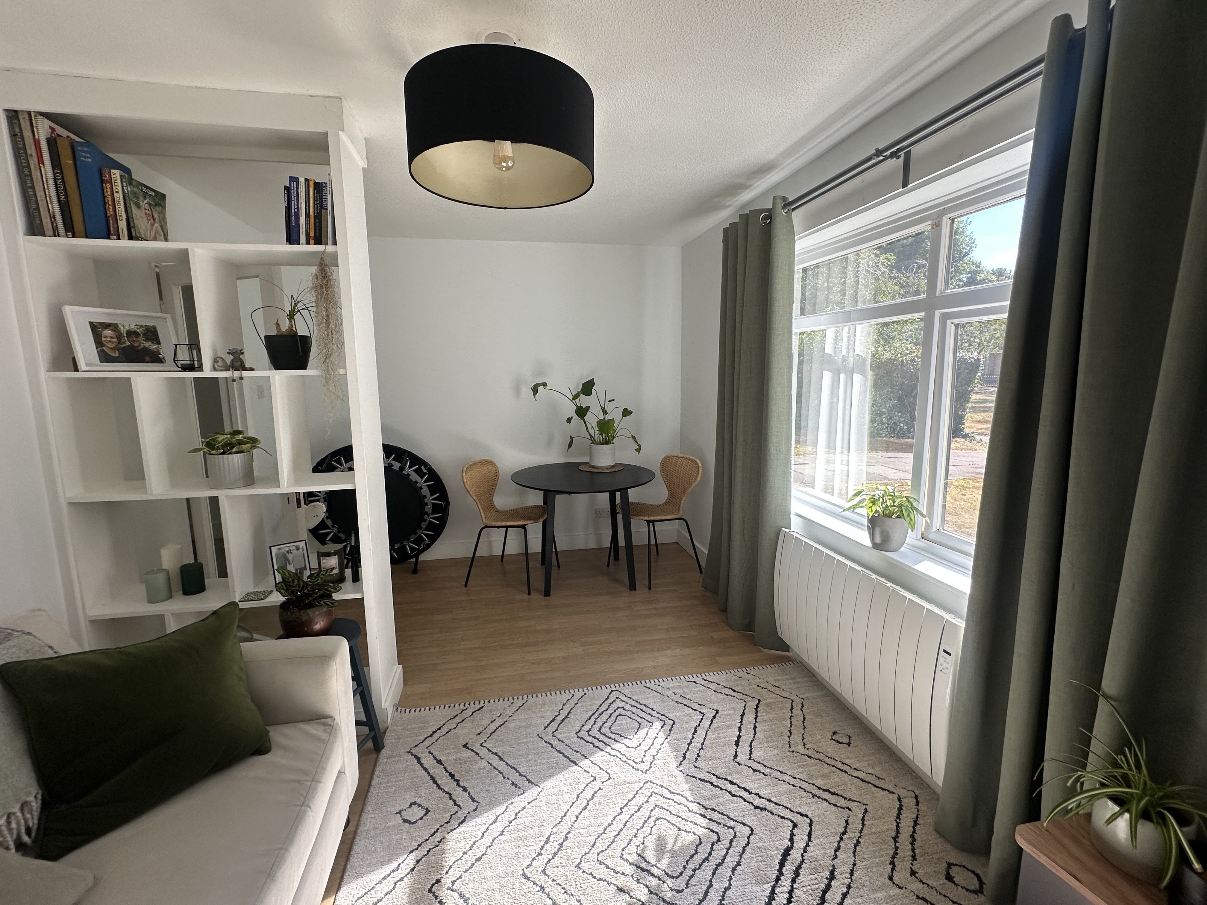 Flat Lundy Close in Crawley