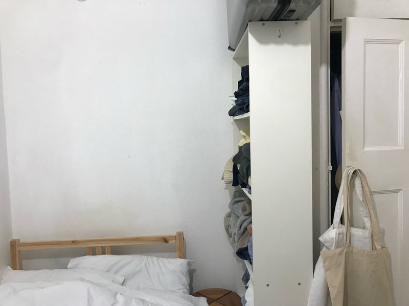 Room Mead Close in Greater London