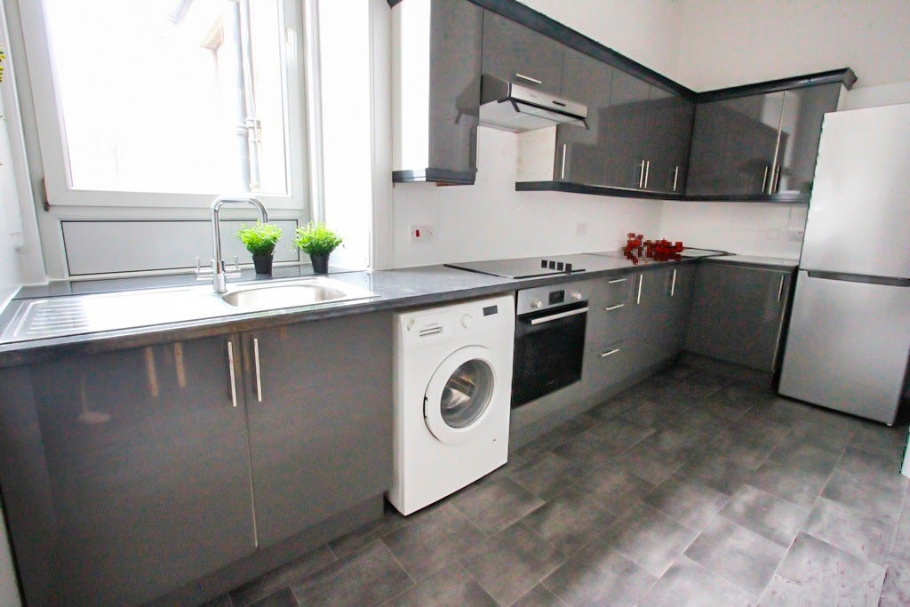 Flat Dudley Avenue in City of Edinburgh