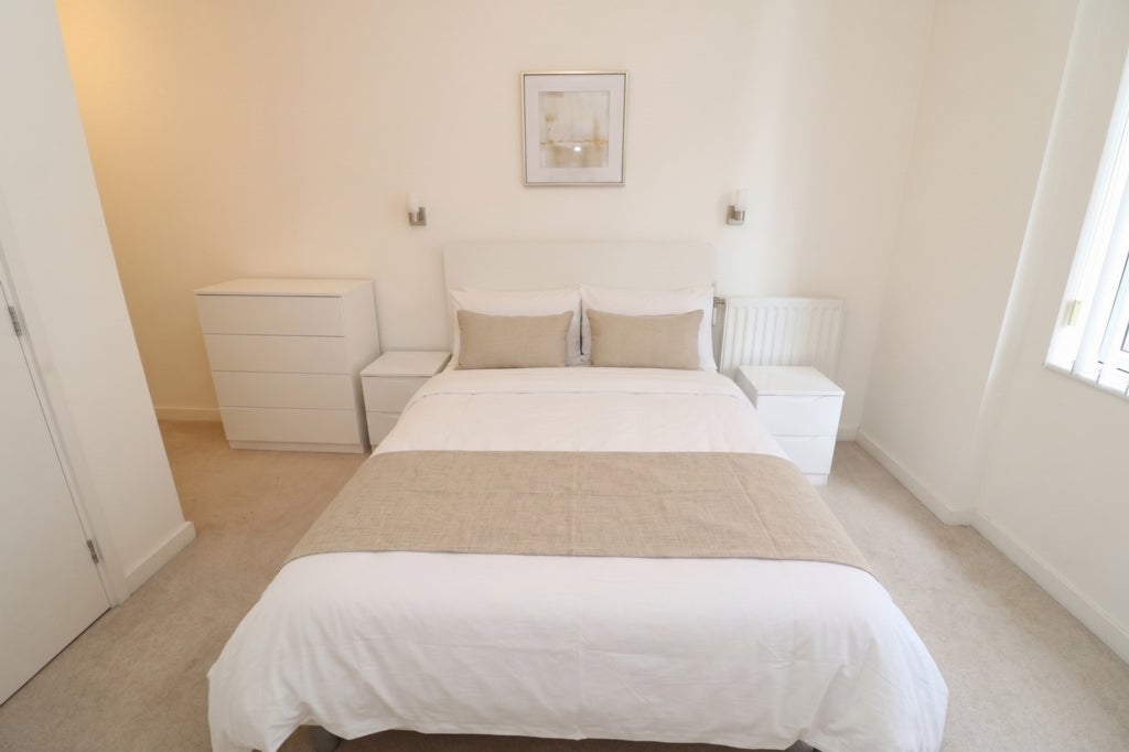 Room Globe Road in Greater London