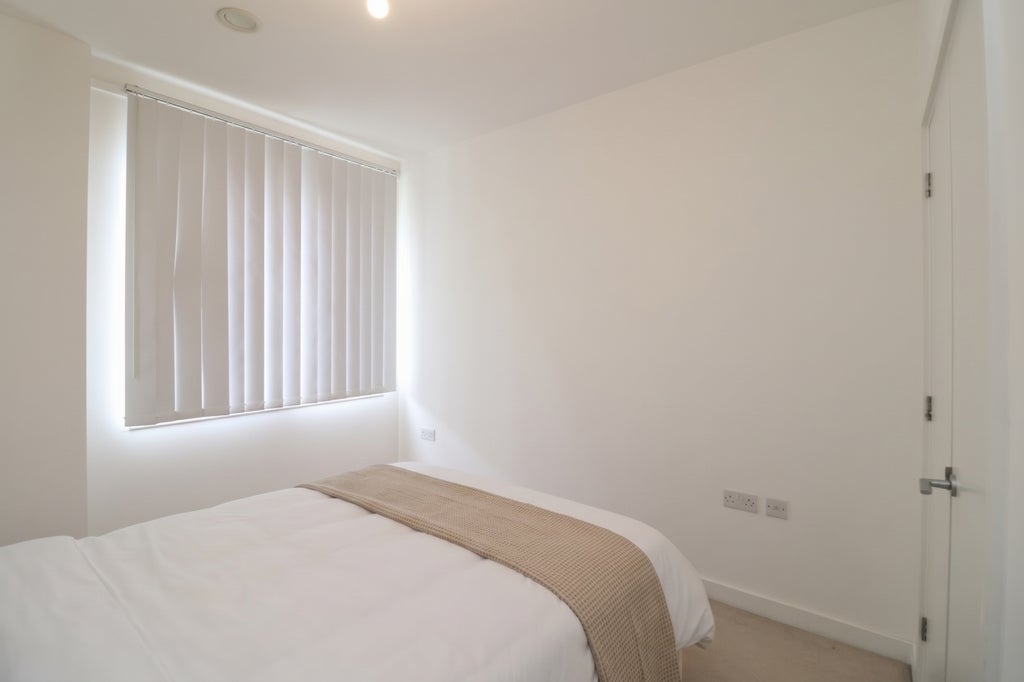 Room Globe Road in Greater London