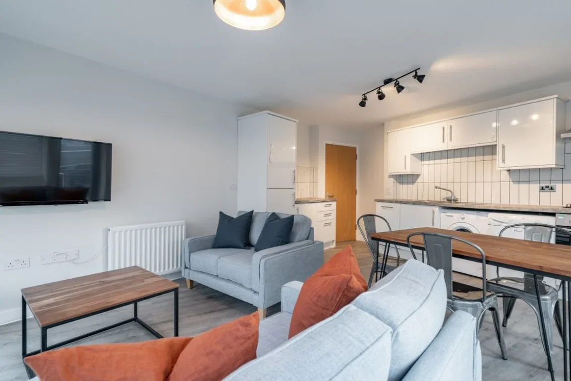 Flat Falconar Street in Newcastle upon Tyne