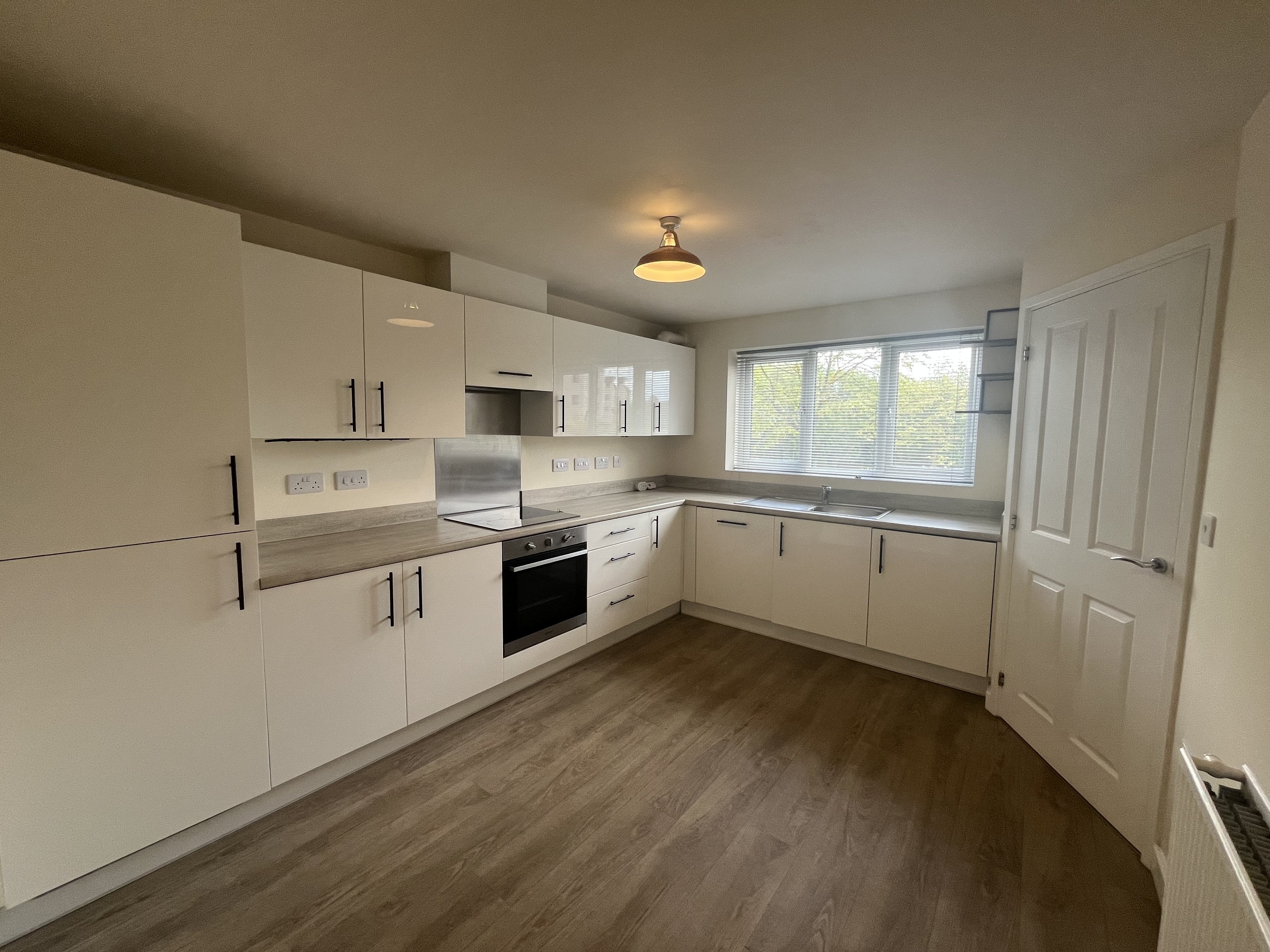 House Woodfield Way in Doncaster