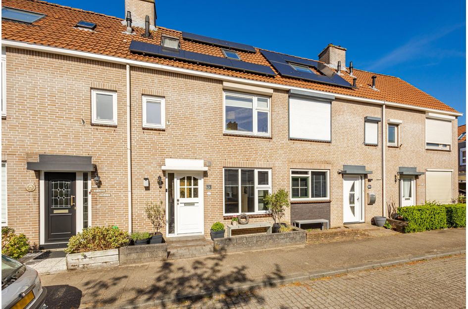 Huis P.A. de Genestetstraat 57 in Sliedrecht