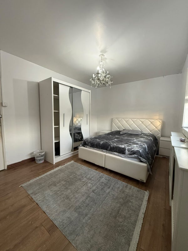 Room Goudhurst Road in Greater London
