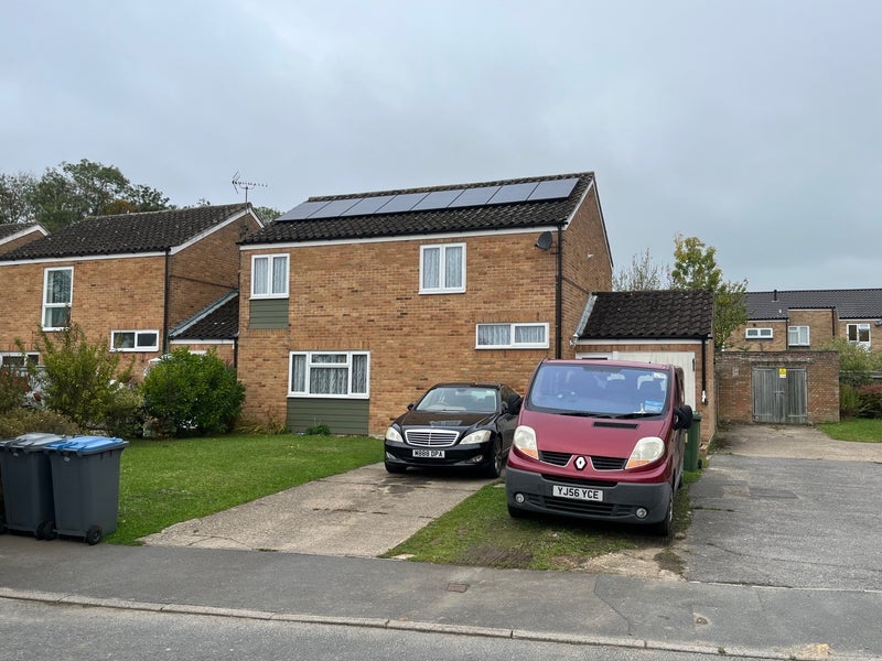Room Lincoln Avenue in East Suffolk