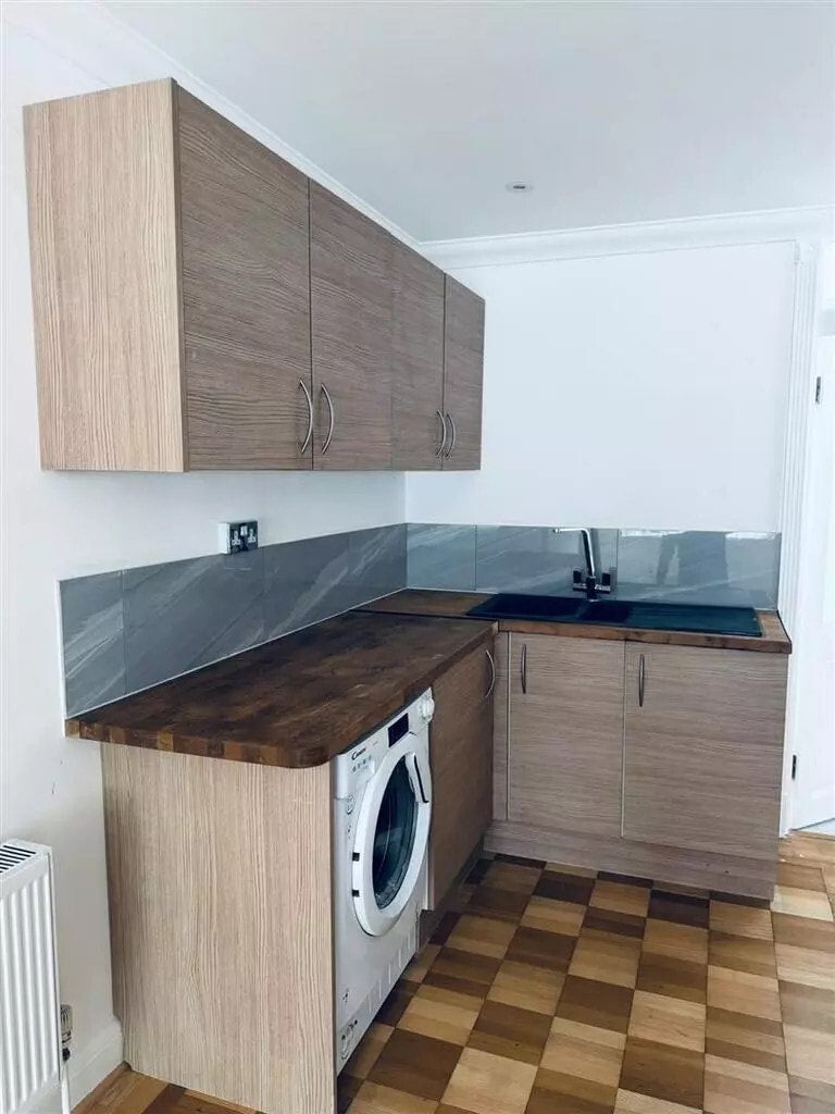 Flat Sewardstone Road in Epping Forest